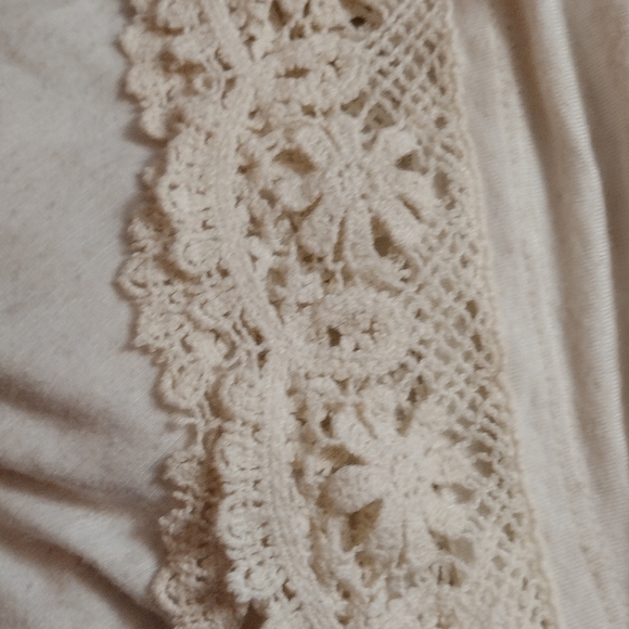 Lane Bryant lace bottom blouse B9 - Picture 4 of 4